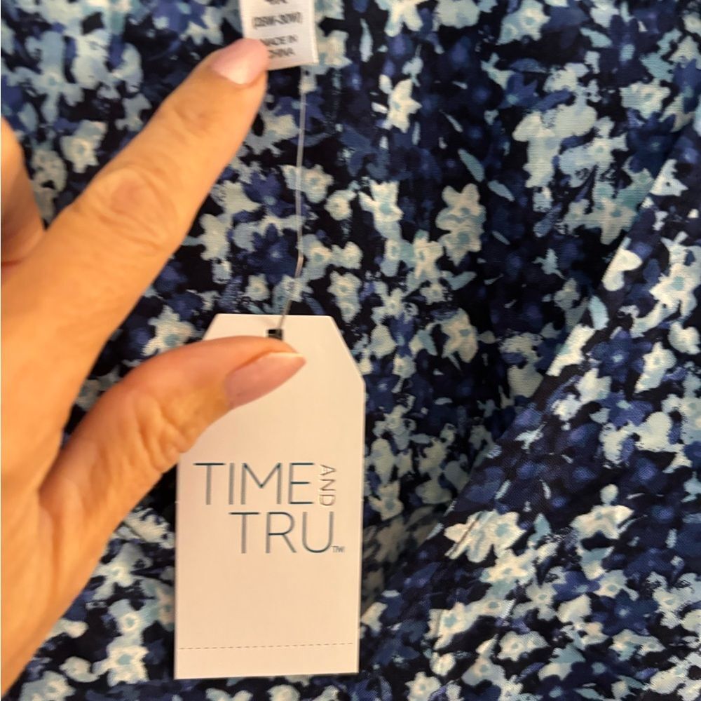 Time And Tru Floral Blue Midi Dress Sz 4X NWT - Picture 3 of 5